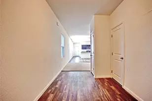 125 Woodpecker Run, Jarrell, TX 76537 - Photo 5