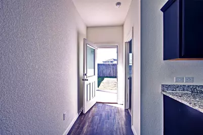 125 Woodpecker Run, Jarrell, TX 76537 - Photo 11