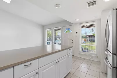 5601 Woodrow Avenue, Austin, TX 78748 - Photo 7