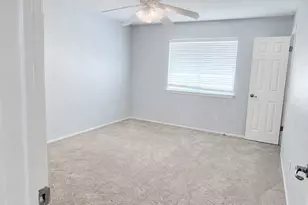 1002 Acanthus St, Pflugerville, TX 78660 - Photo 11