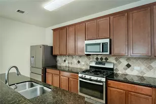 108 Tricia Ln, Hutto, TX 78634 - Photo 15