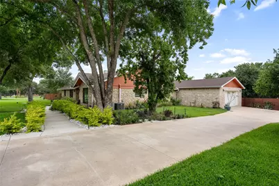 301 Oak Ridge Road, Georgetown, TX 78628 - Photo 3