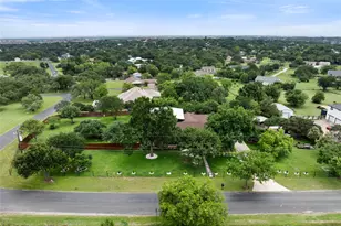301 Oak Ridge Rd, Georgetown, TX 78628 - Photo 31