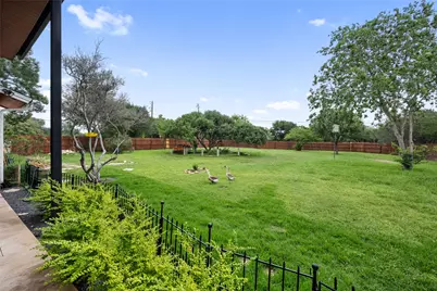 301 Oak Ridge Road, Georgetown, TX 78628 - Photo 23