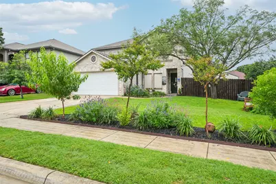 1113 Stone Branch, New Braunfels, TX 78130 - Photo 3
