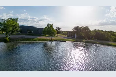 301 County Road 436, Thrall, TX 76578 - Photo 9