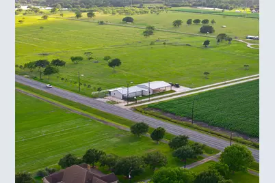 5523 Ehrman Lake Lane, Wallis, TX 77485 - Photo 37