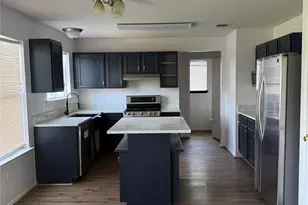 113 Outfitter Dr, Bastrop, TX 78602 - Photo 5
