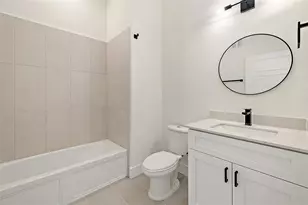 1811 Webberville Rd, Austin, TX 78721 - Photo 9