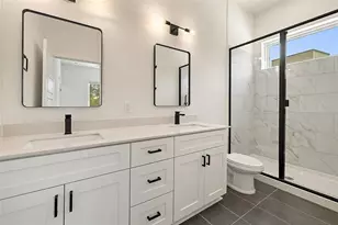 1811 Webberville Rd, Austin, TX 78721 - Photo 11