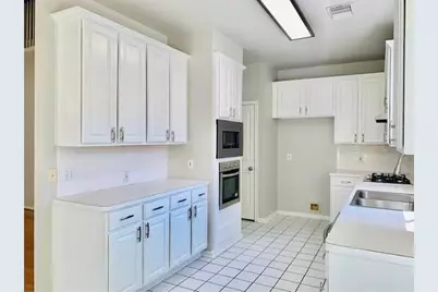 9132 Fainwood Lane, Austin, TX 78749 - Photo 9