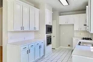 9132 Fainwood Ln, Austin, TX 78749 - Photo 9