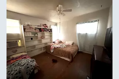 1007 N 17th Street, Temple, TX 76501 - Photo 9