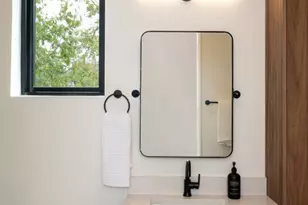 308 El Paso St, Austin, TX 78704 - Photo 31