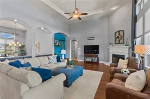 209 E Vienna Dr, Hutto, TX 78634 - Photo 7