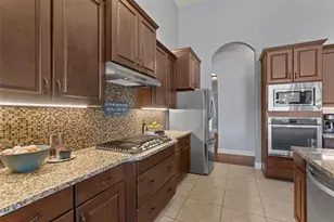 209 E Vienna Dr, Hutto, TX 78634 - Photo 11