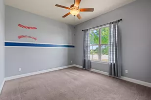 209 E Vienna Dr, Hutto, TX 78634 - Photo 21