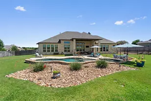 209 E Vienna Dr, Hutto, TX 78634 - Photo 31