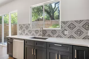 3010 Webberville Rd, Austin, TX 78702 - Photo 23