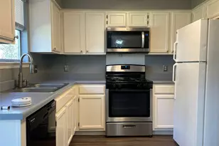 12702 Margit Dr, Austin, TX 78729 - Photo 7