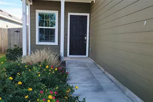 307 Bass Dr, Bastrop, TX 78602 - Photo 3