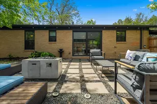 1808 Forest Hill Dr, Austin, TX 78745 - Photo 17