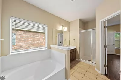 11101 Liberty Farms Drive, Austin, TX 78754 - Photo 9