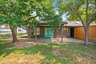 1601 West Ln, Austin, TX 78732 - Photo 3