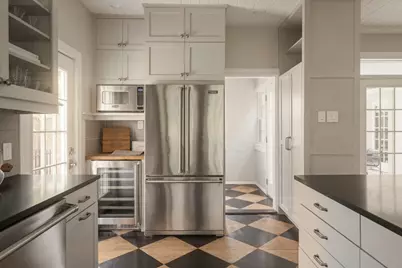 804 W 30 1/2 Street, Austin, TX 78705 - Photo 17