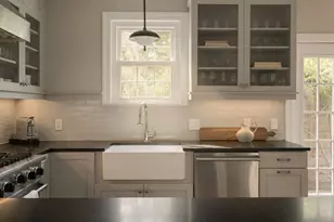 804 W 30 1/2 St, Austin, TX 78705 - Photo 13