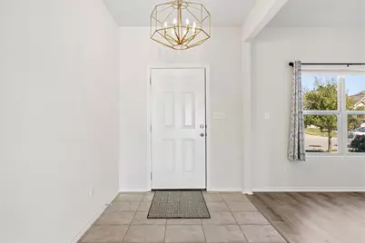 716 S San Marcos Street, Manor, TX 78589 - Photo 3