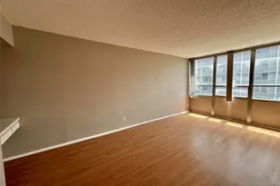 1800 Lavaca St, Austin, TX 78701 - Photo 3
