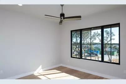 15700 Grumbles Lane NW, Bee Cave, TX 78738 - Photo 11