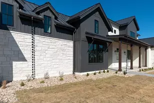 15700 Grumbles Ln NW, Bee Cave, TX 78738 - Photo 19