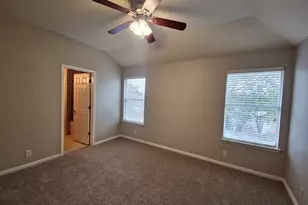 107 Orange Tree Ln, Georgetown, TX 78626 - Photo 9