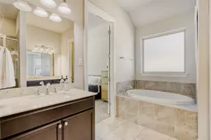 125 Buffalo View Ln, Georgetown, TX 78628 - Photo 13