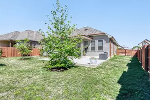 125 Buffalo View Ln, Georgetown, TX 78628 - Photo 27