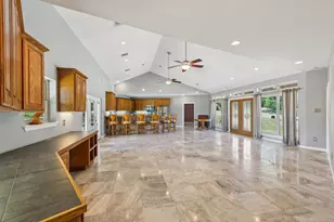 129 Country Air Dr, Bastrop, TX 78602 - Photo 9