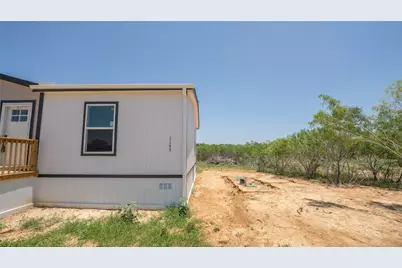 1145 Callihan Road, Luling, TX 78648 - Photo 3