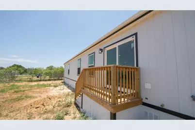 1145 Callihan Road, Luling, TX 78648 - Photo 5