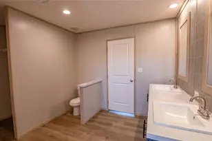 1145 Callihan Rd, Luling, TX 78648 - Photo 29