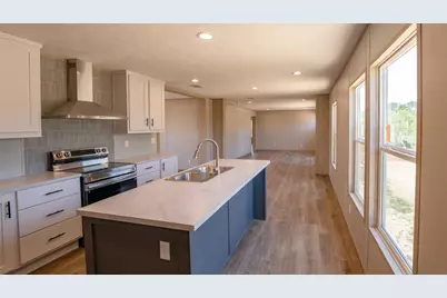 1145 Callihan Road, Luling, TX 78648 - Photo 21