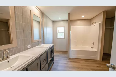 1145 Callihan Road, Luling, TX 78648 - Photo 31