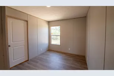 1145 Callihan Road, Luling, TX 78648 - Photo 15