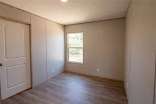 1145 Callihan Rd, Luling, TX 78648 - Photo 15