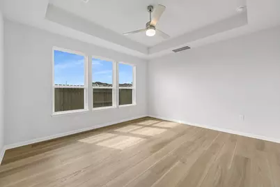 8515 Dongan Drive, Austin, TX 78744 - Photo 15