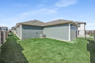 8515 Dongan Dr, Austin, TX 78744 - Photo 27