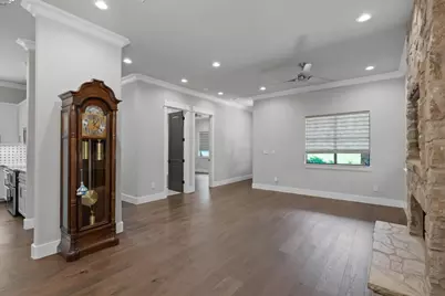 8 Cove Creek Lane, Austin, TX 78738 - Photo 5