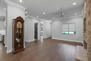 8 Cove Creek Ln, Austin, TX 78738 - Photo 5