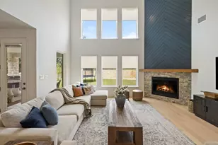 365 Pear Tree Ln, Austin, TX 78737 - Photo 11